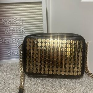 Michael Kors Pouch Medium Camera Crossbody